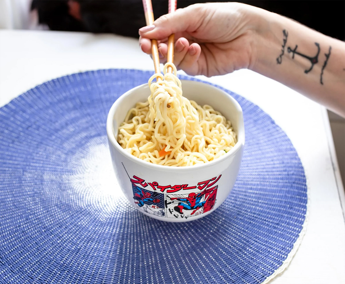 Tigela Ramen Homem-Aranha em Estilo Mangá Japonês