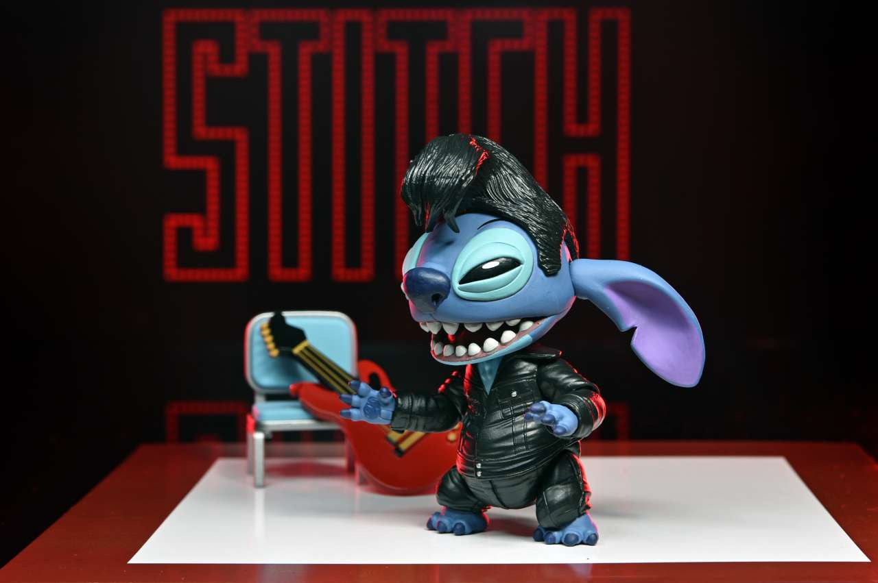 Action Figures Neca Ultimate Stitch Elvis