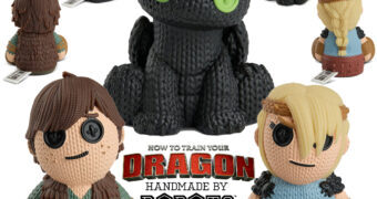 Como Treinar Seu Dragão Handmade By Robots – Bonecos de Vinil Imitando Crochê Amigurumi