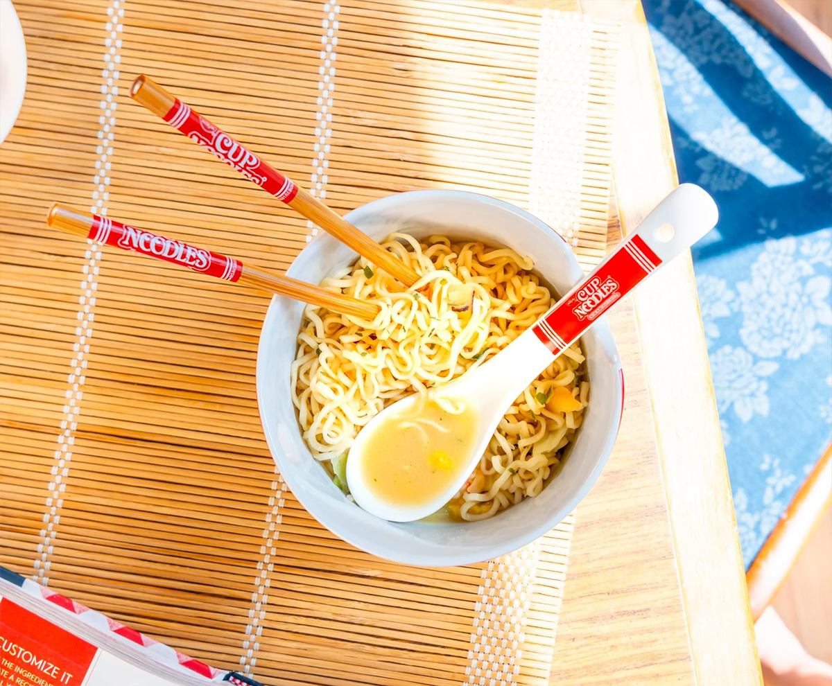 Tigela Ramen com o Clássico Logo Cup Noodles