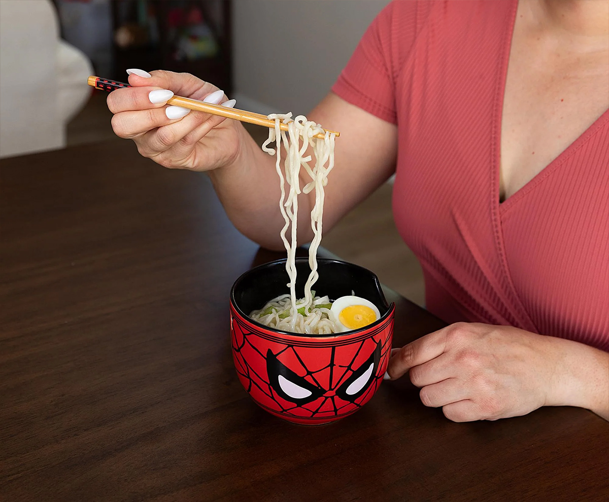 Tigela Ramen Homem-Aranha, o Herói Amigo da Vizinhança