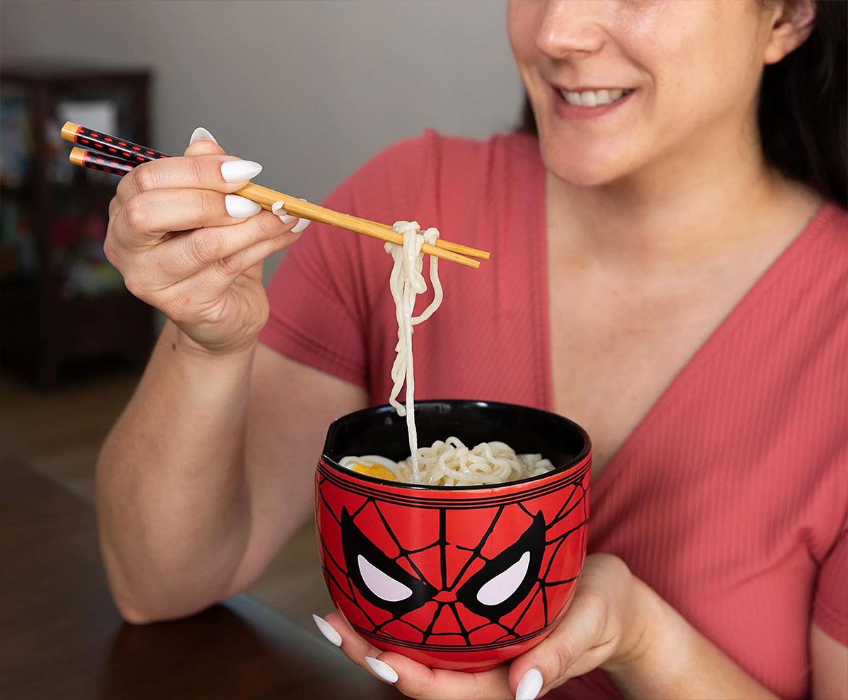 Tigela Ramen Homem-Aranha, o Herói Amigo da Vizinhança