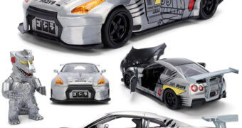 Set Mechagodzilla Hollywood Rides com Nissan GT-R R35 Ben Sopra