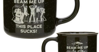 Caneca Stranger Things “Beam Me Up, This Place Sucks”