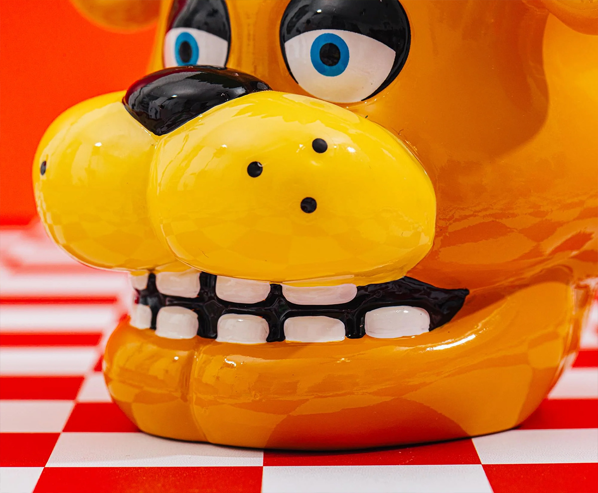 Mini-Vaso de Plantas Freddy Fazbear com Suculenta Artificial (Five Nights At Freddy's)