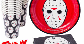 Conjunto de Pratos Descartáveis Sexta-Feira 13 com Jason Voorhees