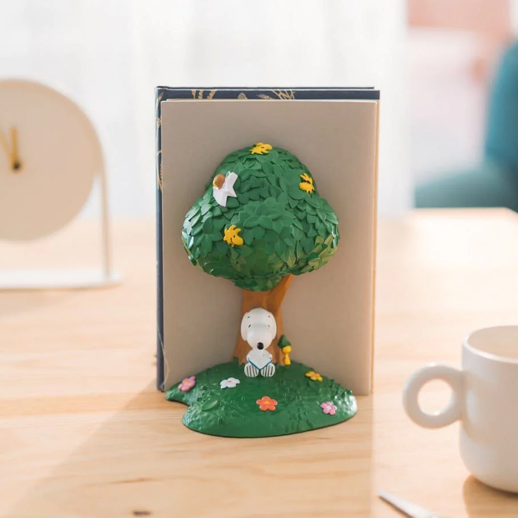 Bookends Peanuts com Charlie Brown e Snoopy