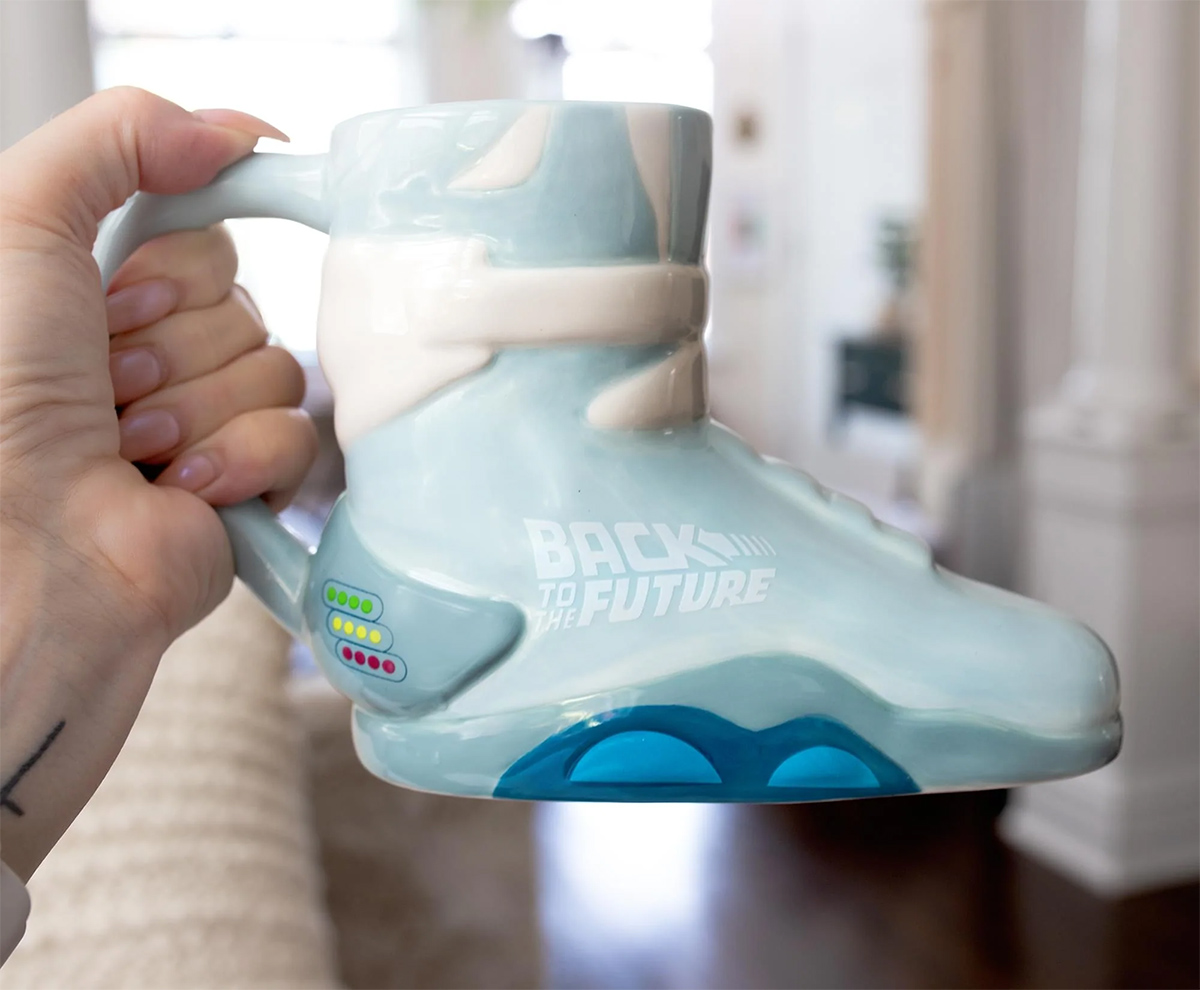 Caneca 3D Nike Air Mag do Filme De Volta para o Futuro Parte II