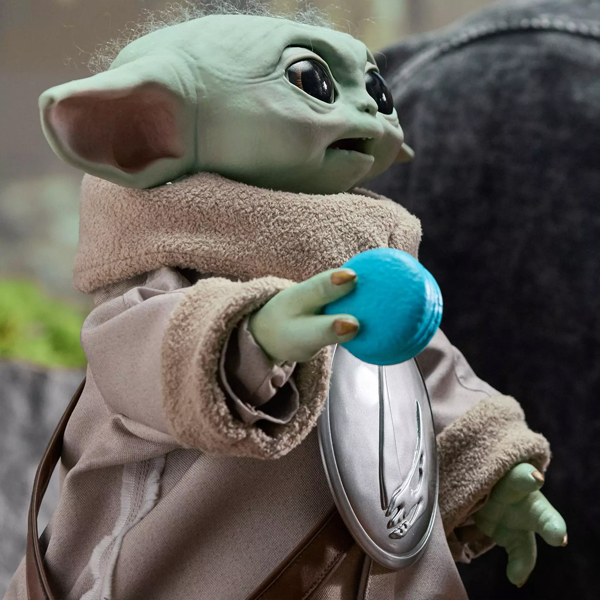 Boneco Grogu Animatrônico Premium 1:1 com Movimentos e Sons (Star Wars)