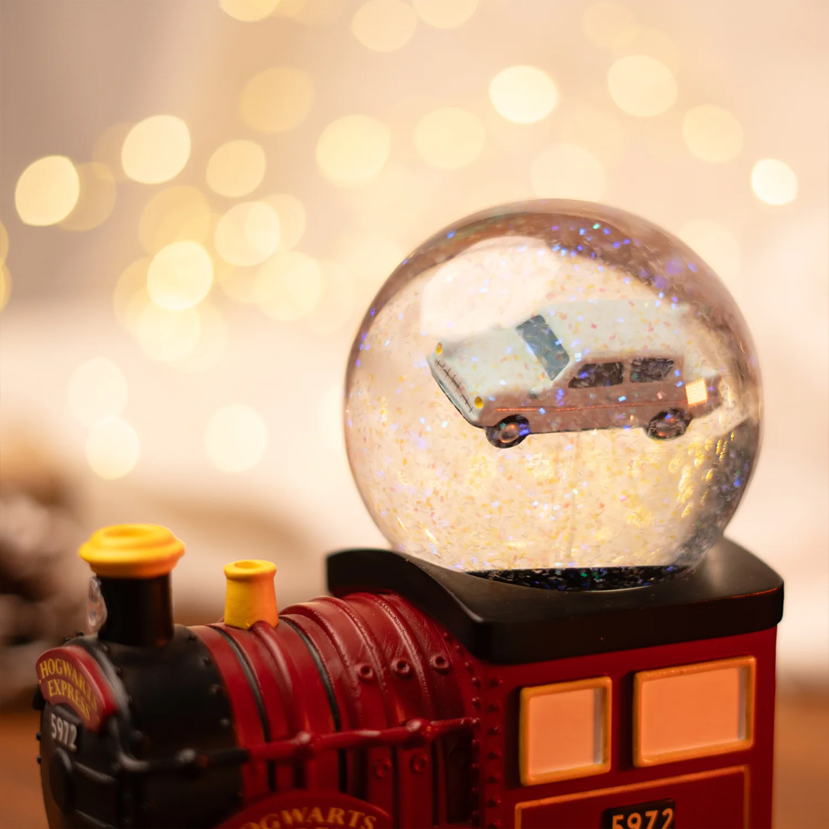 Globo de Neve Harry Potter Hogwarts Express com o Carro Voador