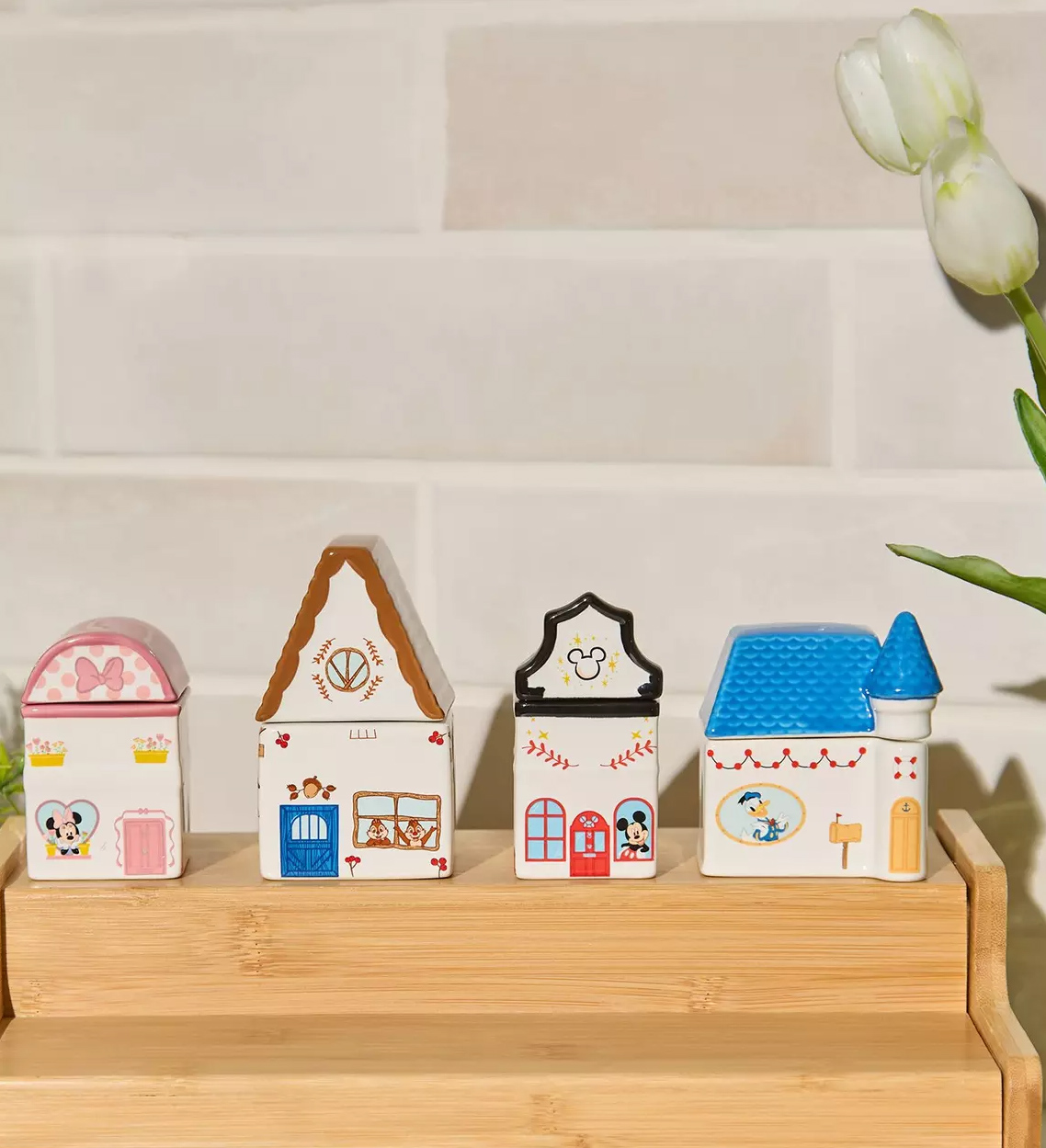 Conjunto de Potes de Especiarias Disney com as Casa do Mickey e Amigos
