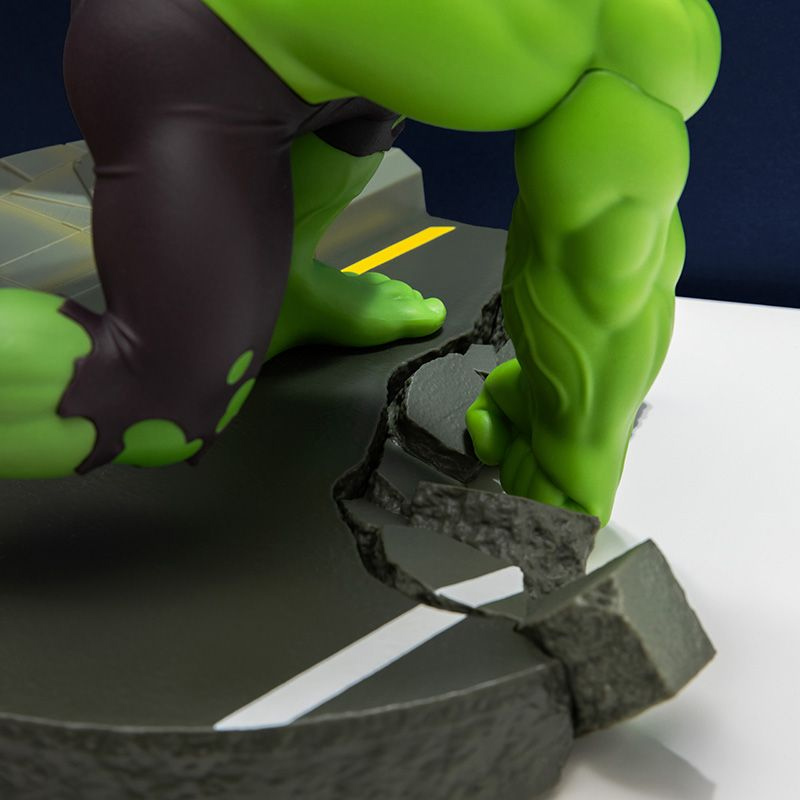Luminária Diorama Incrível Hulk (Marvel)