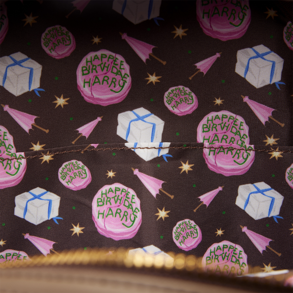Mini-Mochila Rúbeo Hagrid com Bolo de Aniversário do Harry Potter