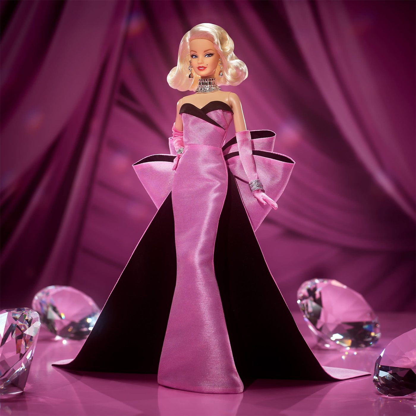 Boneca Marilyn Monroe 100 Anos Barbie Signature