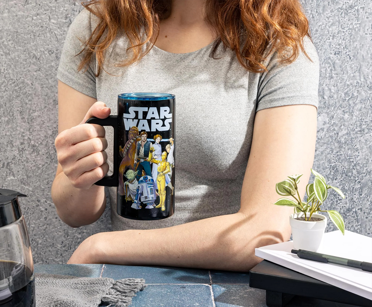 Caneca de Aço com o Heróis da Trilogia Original de Star Wars