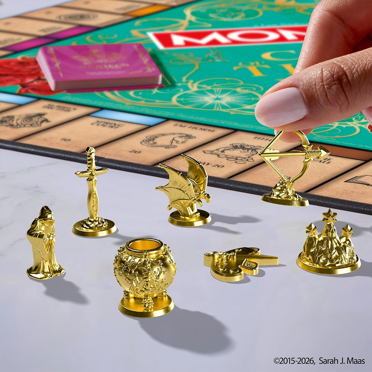 Jogo Monopoly do Livro Corte de Espinhos e Rosas de Sarah J. Maas