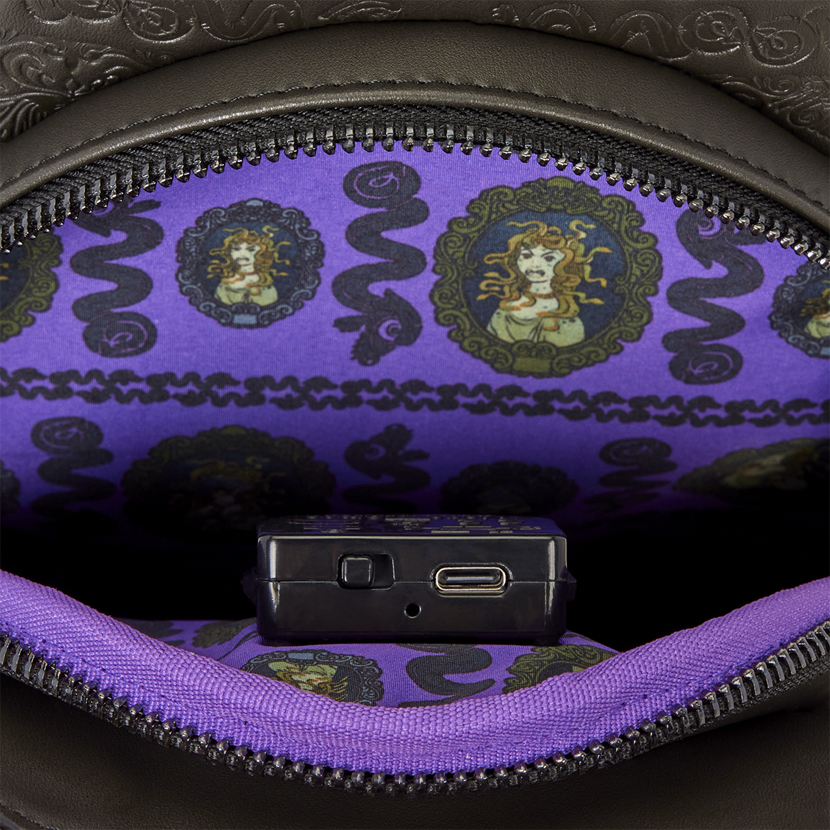 Mini-Mochila Medusa da Mansão Mal-Assombrada dos Parques Disney (The Haunted Mansion)