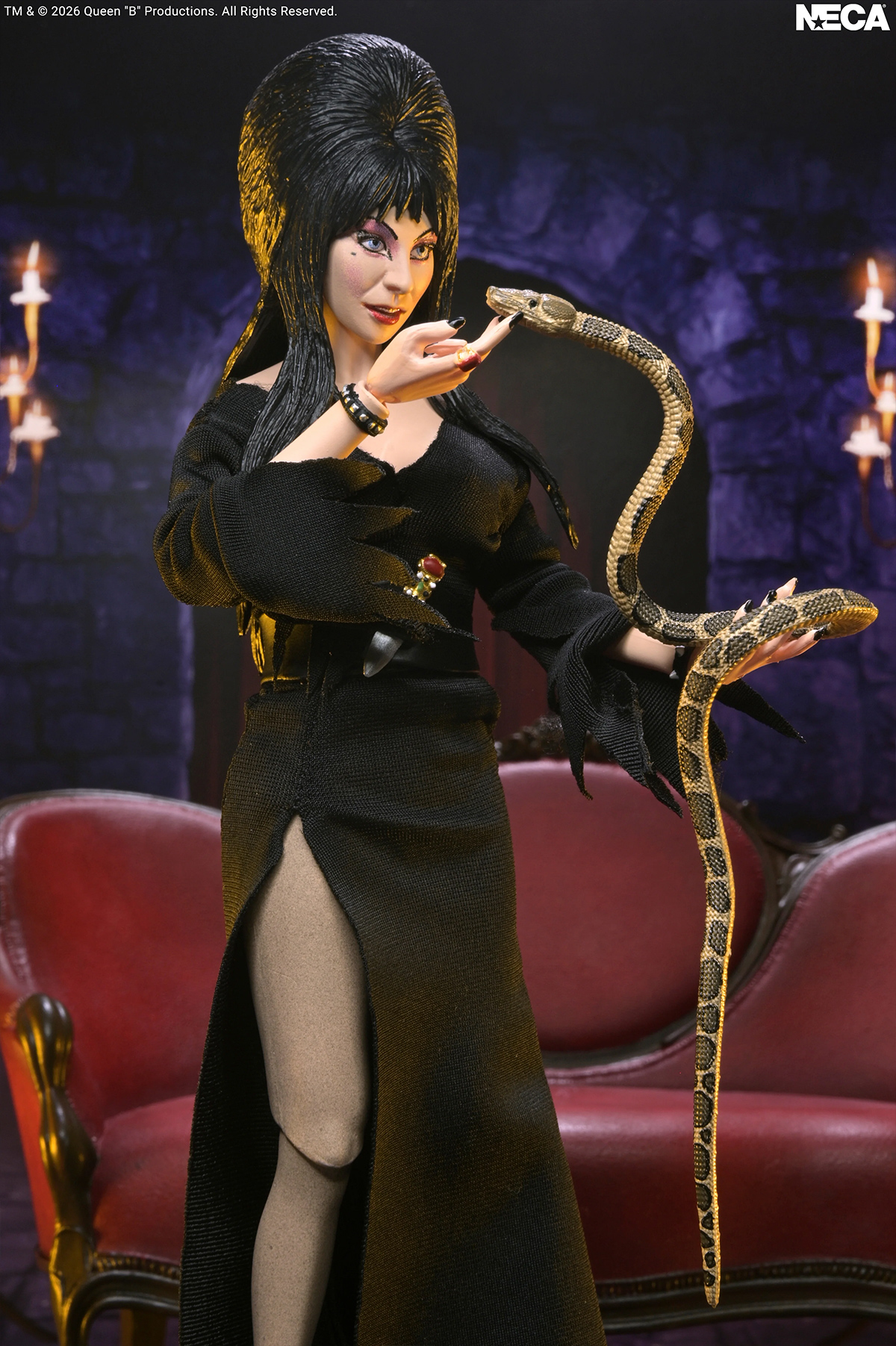 Action Figure Ultimate Elvira, a Rainha das Trevas